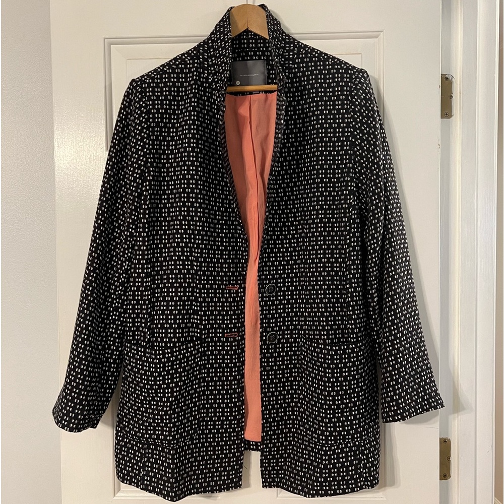 Anthropologie black and white knit blazer